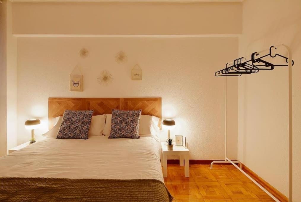 Apartamento Maura 2 Dormitorios اوفيدو المظهر الخارجي الصورة